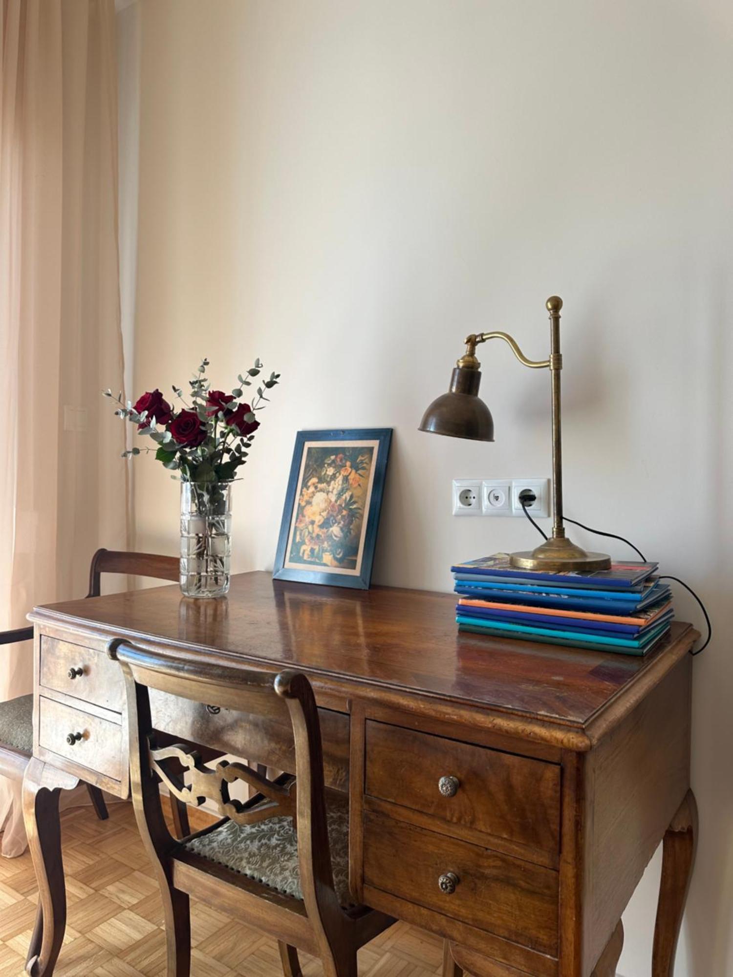 Sunny Vintage Paradise Athens